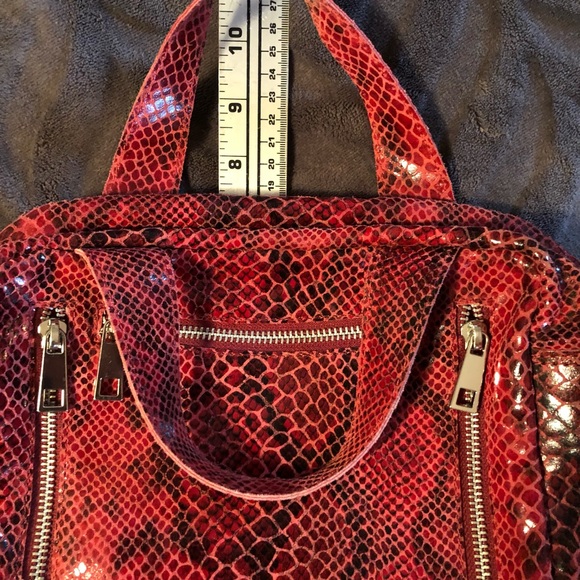 EUC Núnoo mini leather crossbody bag purse w additional straps. Red animal print - Picture 5 of 10